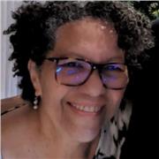 Profesora de Gramática y Ortografía con más de 20 años de experiencia